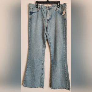 Levi's 519 size 17 NWT light wash flare jeans Y2K